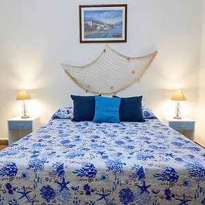 Appartamento Lovely In Palermo-sferracavallo, Palermo